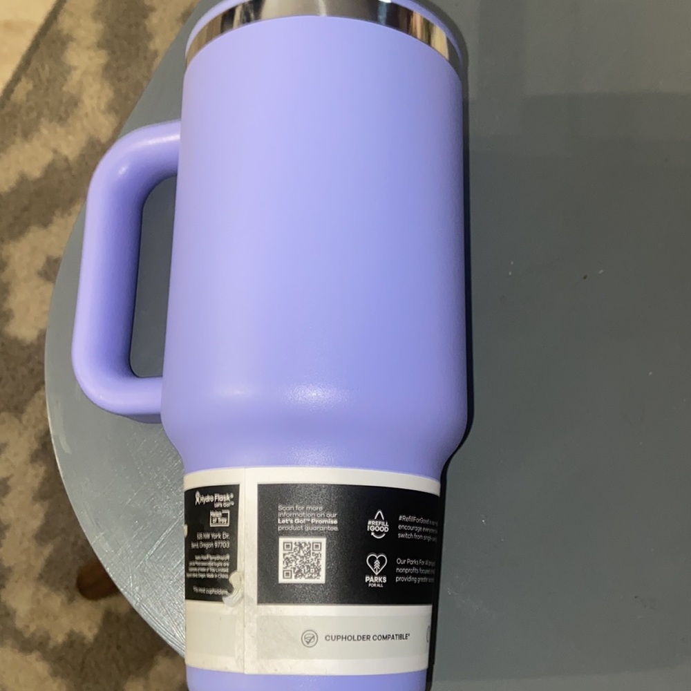 Hydro flask tumbler - Picture 5 of 8